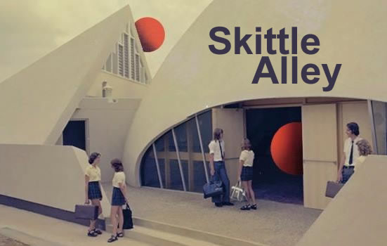 foto de SKITTLE ALLEY